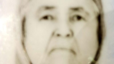 Serik ilçesindeki tek katlı evin zemin katında çıkan yangında, yatalak