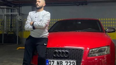 Finike ilçesine bağlı Turunçova Mahallesi’nde 33 yaşındaki Nazif Buluttimur, evinde