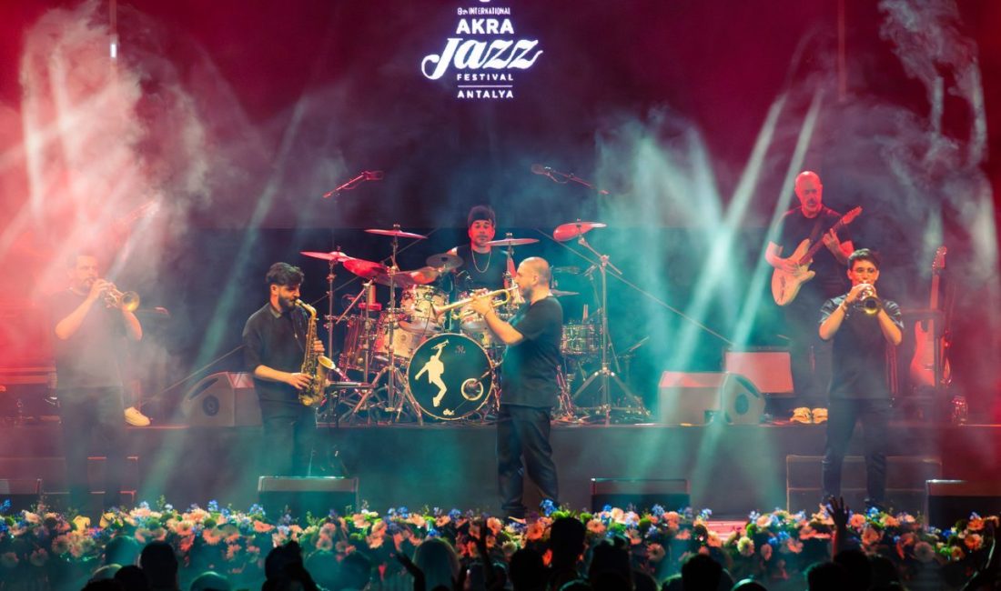 ANTALYA Akra Caz Festivali, bu yıl 8'inci kez dünya sahnesinden