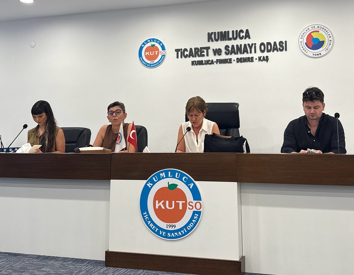 Kumluca, Finike, Demre ve Kaş’ı kapsayan Finike Mimarlar Odası Temsilciliği,