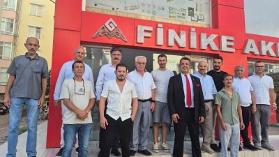 Zafer Partisi Finike İlçe Başkanı Mehmet Candan ve teşkilatının ev